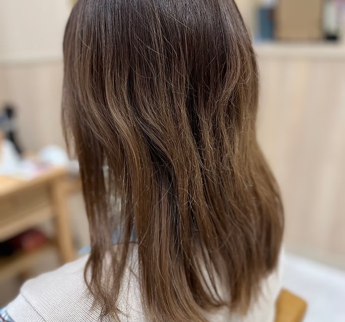 1）くせ・髪質・ダメージの見極め